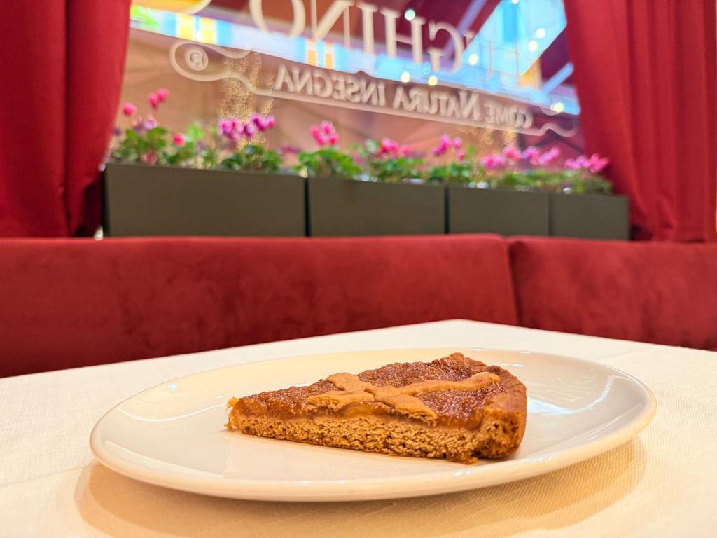 IL LUGHINO Crostata con composta autoprodotta di fichi freschi
